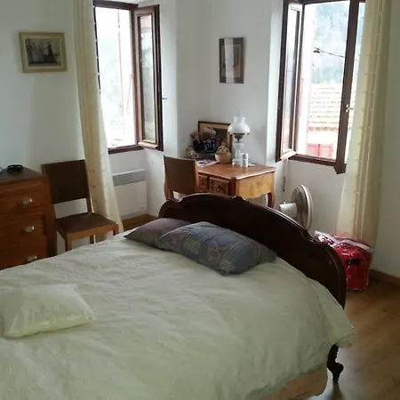 A Louer Maison De Village * إفيسا